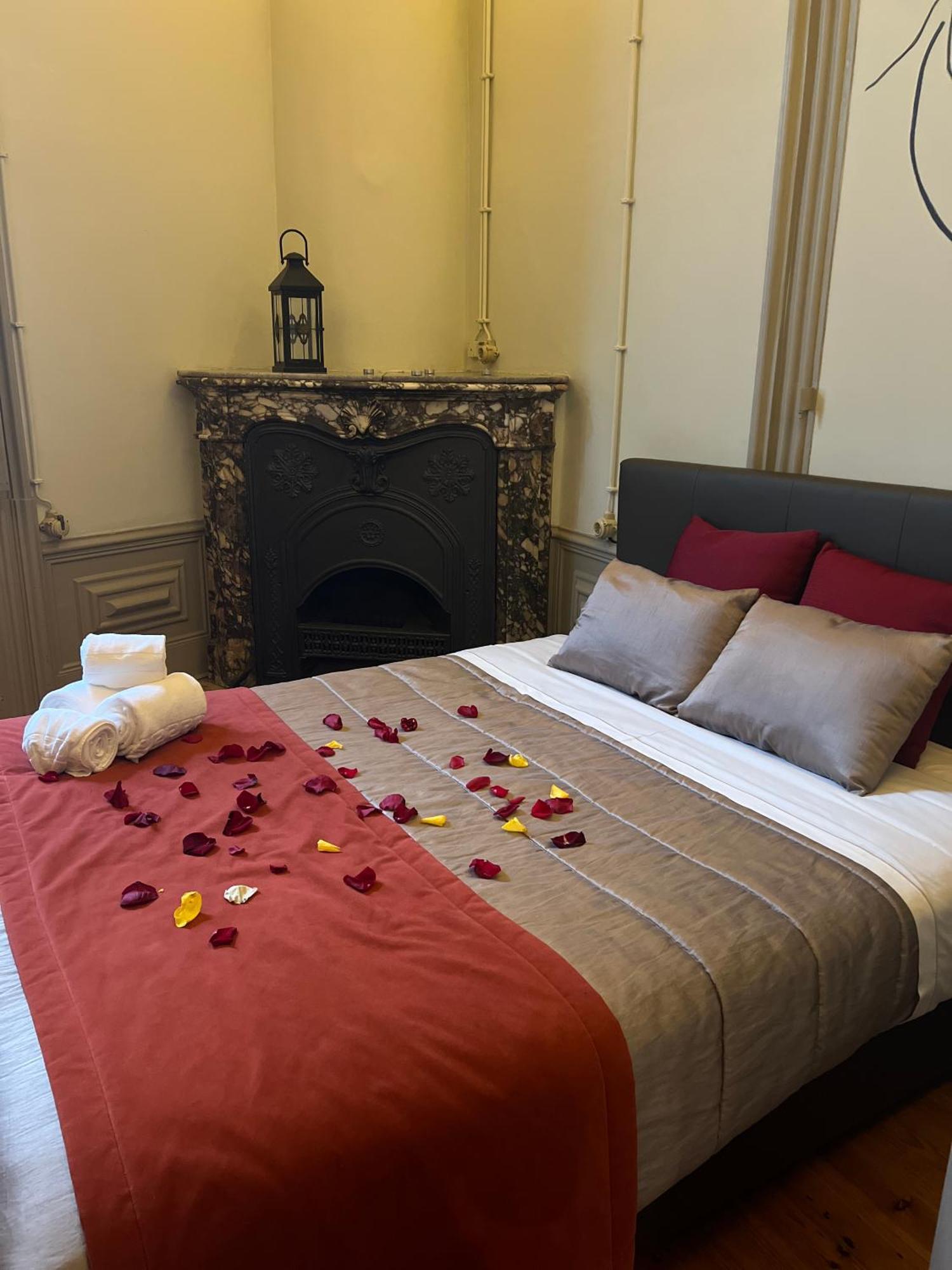 Serenata Hotel & Hostel Coimbra Luaran gambar
